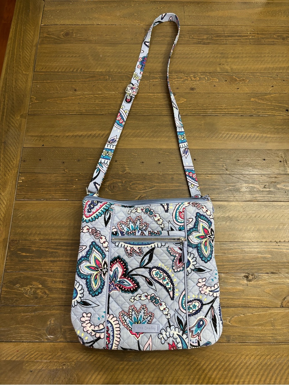 Vera Bradley Hipster Bag in the Makani Paisley Pattern - Picture 1 of 8